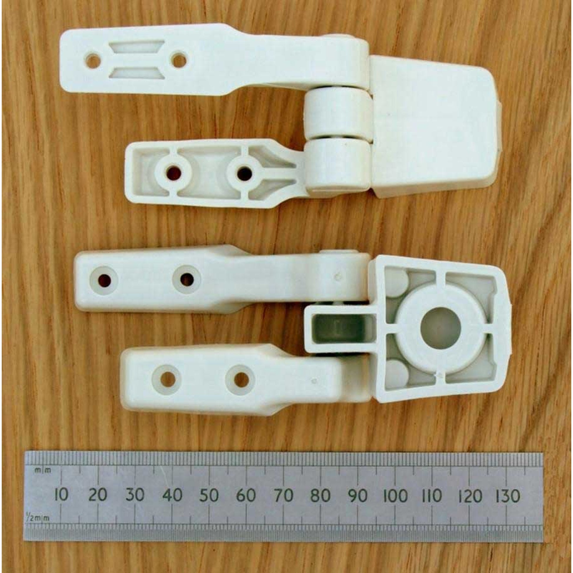 Scharnieren set voor 29090-3000 toilet (compact)
